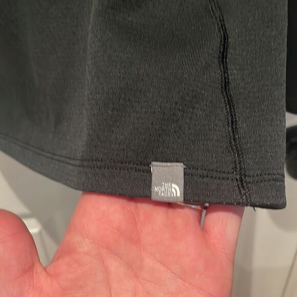 The North Face flashdry thermal top SZ small - Picture 2 of 8